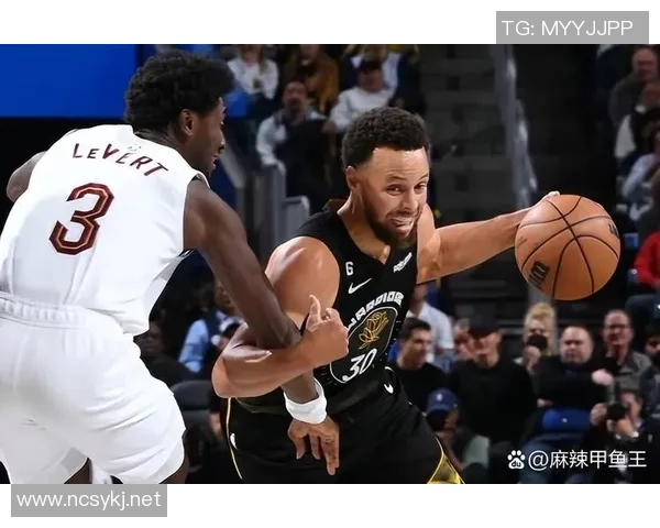 这谁顶得住啊?雷霆首节狂轰45分!9人登场均有得分入账