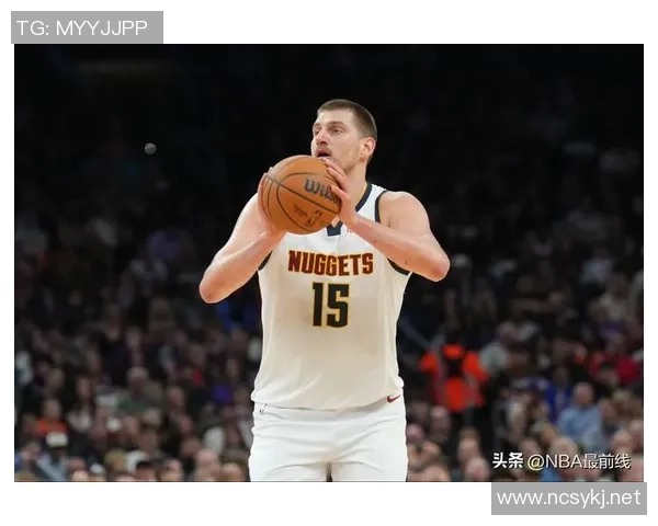 半场21+8，三球比肩库里！约基奇超越贾巴尔，快船创25年最差纪录