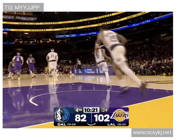 湖人大胜独行侠!老詹三双带队,里弗斯+众将齐爆,肯纳德地位低